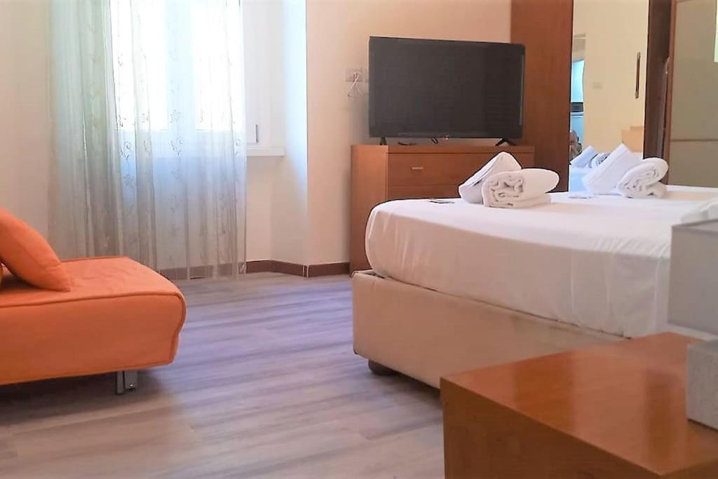 Cozy Flat In Testaccio Roma Ngoại thất bức ảnh